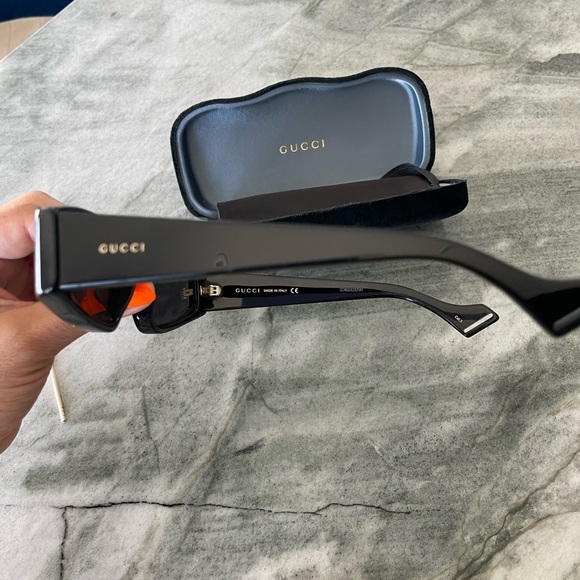 Gucci unisex sunglasses main image 5